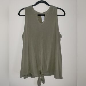 Time and Tru Green Tie Front Tank Top